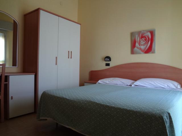 Hotel Villa Aurora Bellaria-Igea Marina Exteriör bild