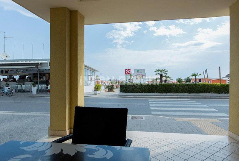 Hotel Villa Aurora Bellaria-Igea Marina Exteriör bild